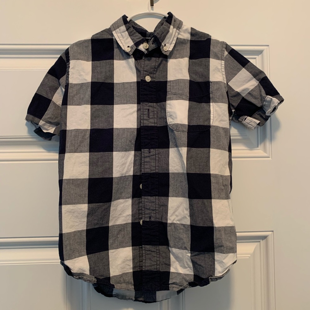 Boy’s Gap Size 8 Short Sleeve Button-Up